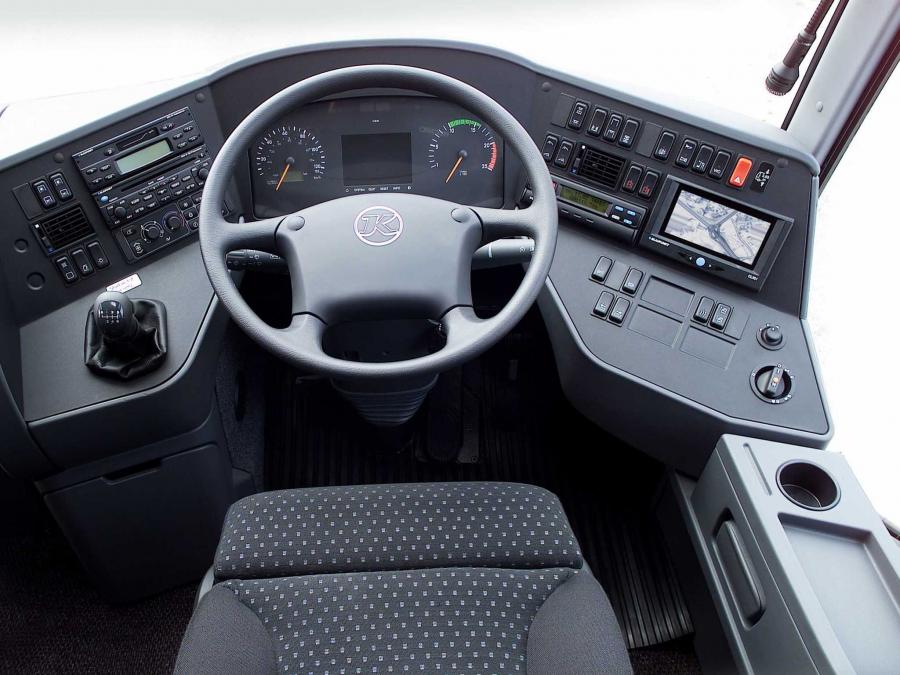  Setra S 415 HD 2002 года  (фото 4 из 14)